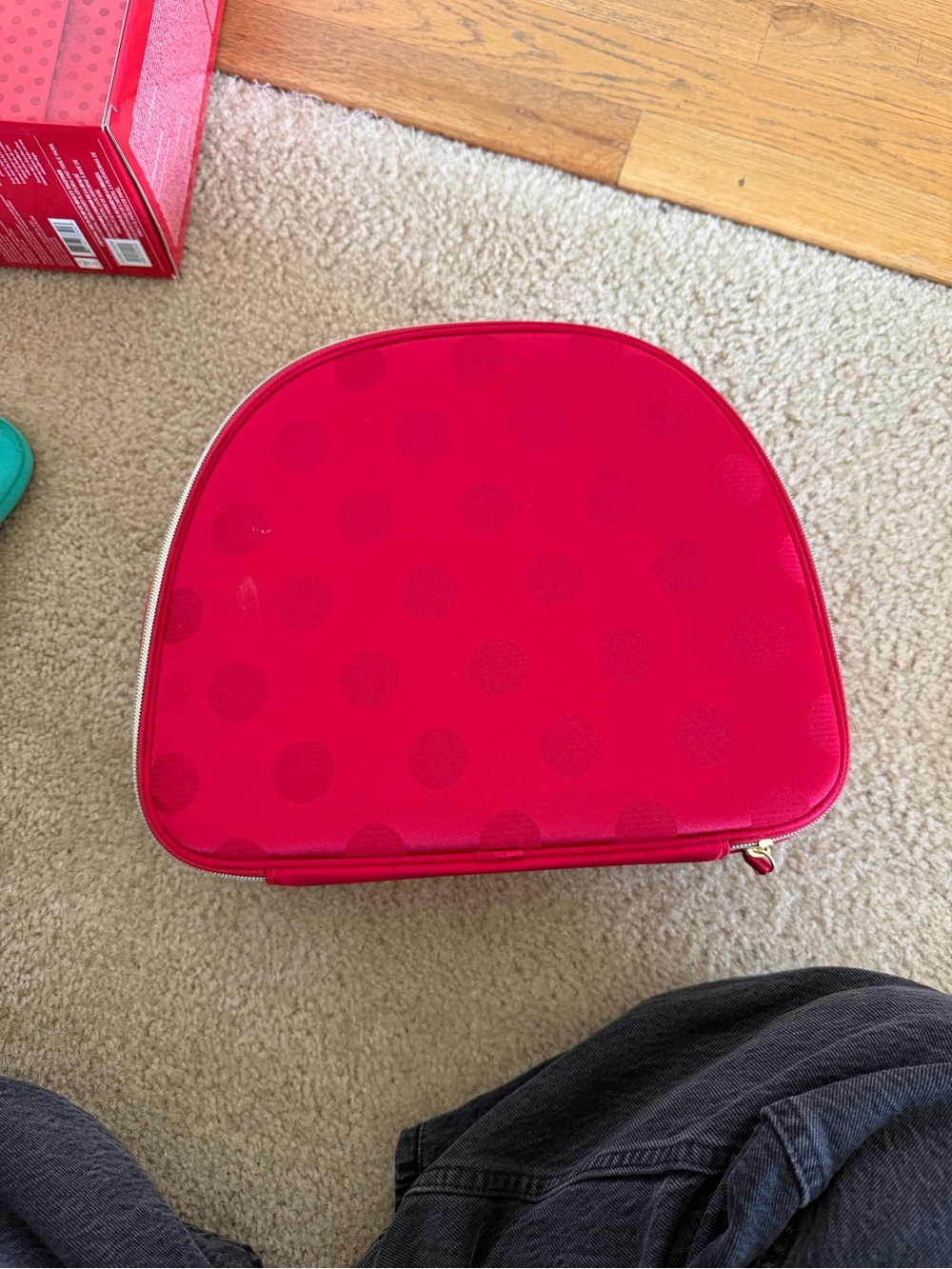 Makeup bag